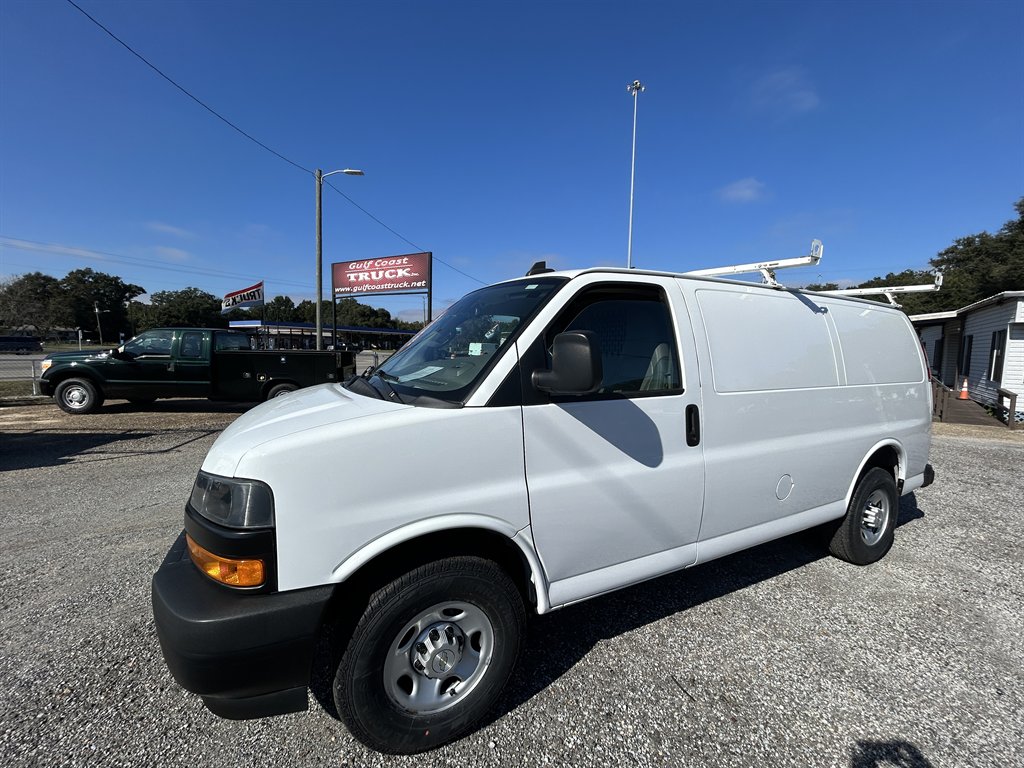 2021 Chevrolet Express Cargo Work Van's photo