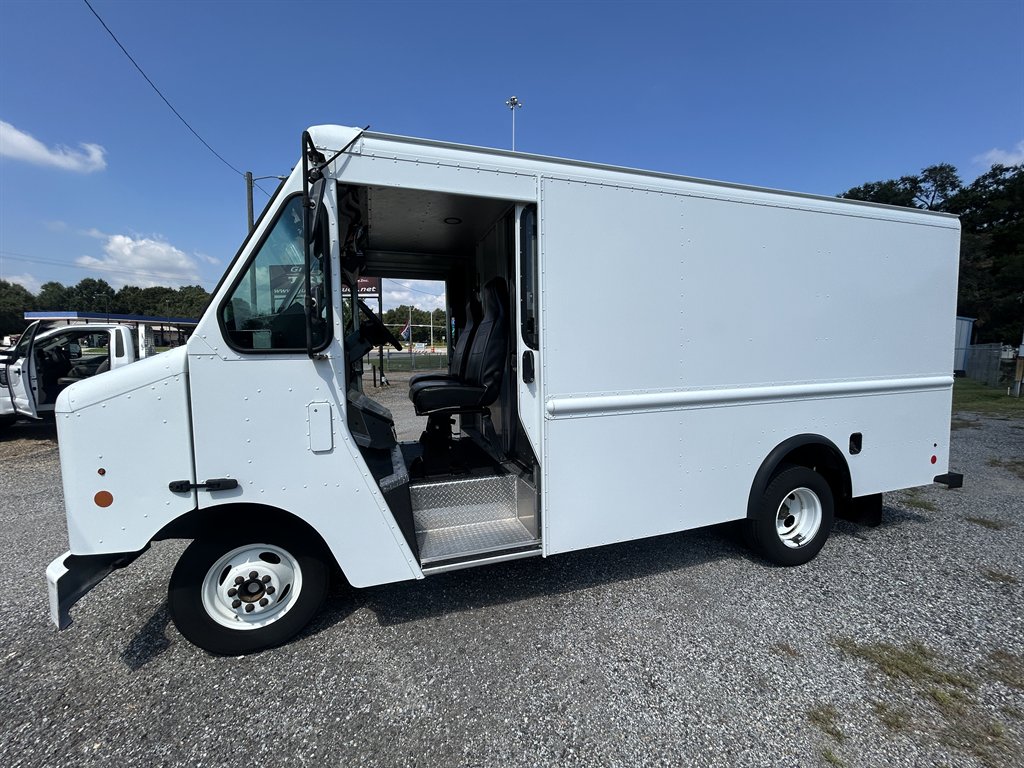 2017 Ford Econoline